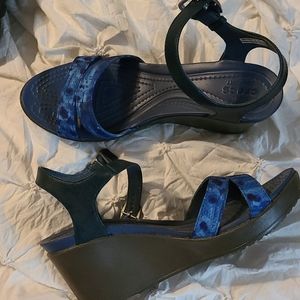 Ladies shoes